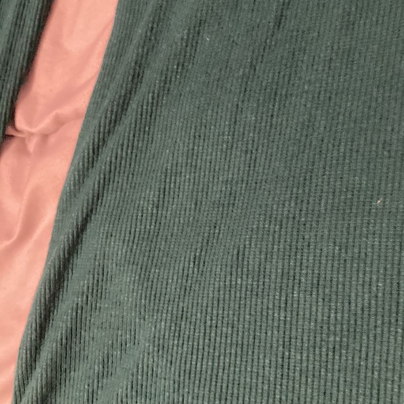 Forest Green Long sleeve puff shoulder turtle neck tee - Picture 3 of 3